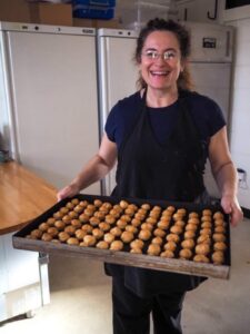 Debora baking pasticcini